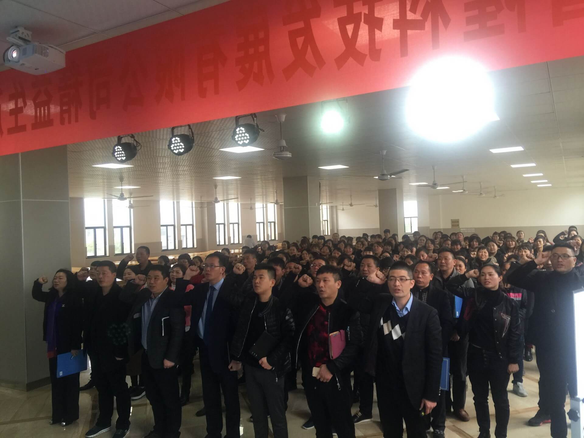 QQ图片20170318100843.jpg